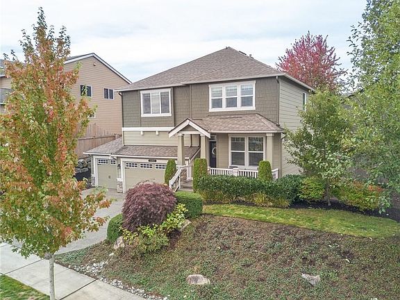 2nd image of 11912 34th St NE