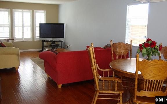 4th image of 1430 Pin Oak Dr