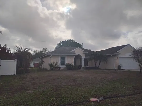 1949 SW Aguero St, Port Saint Lucie, FL 34953