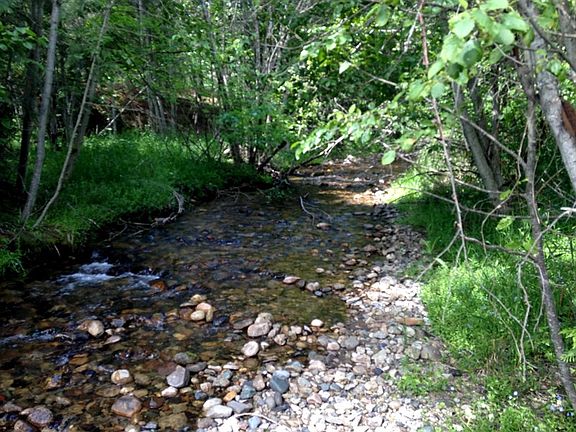 4th image of 11 Creek Side Dr N