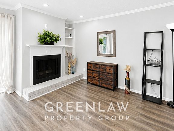 3rd image of 3885 Cedar Cir