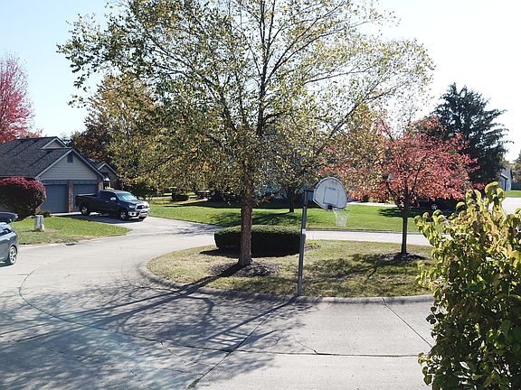 5th image of 8125 Pocket Hollow Ct