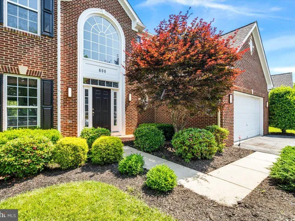 600 Glenbrook Dr, Middletown, MD 21769