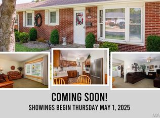 54 Riviera Dr, Granite City, IL 62040