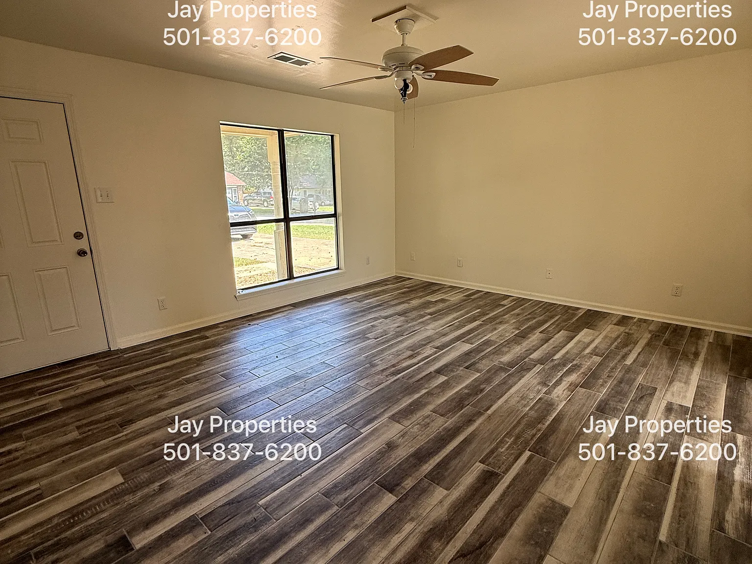 3 bed, 1.5 bath, 1112 sqft, $1,300 — Photo 3