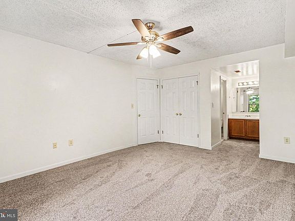 3rd image of 1210 Hampton Hill Ct E