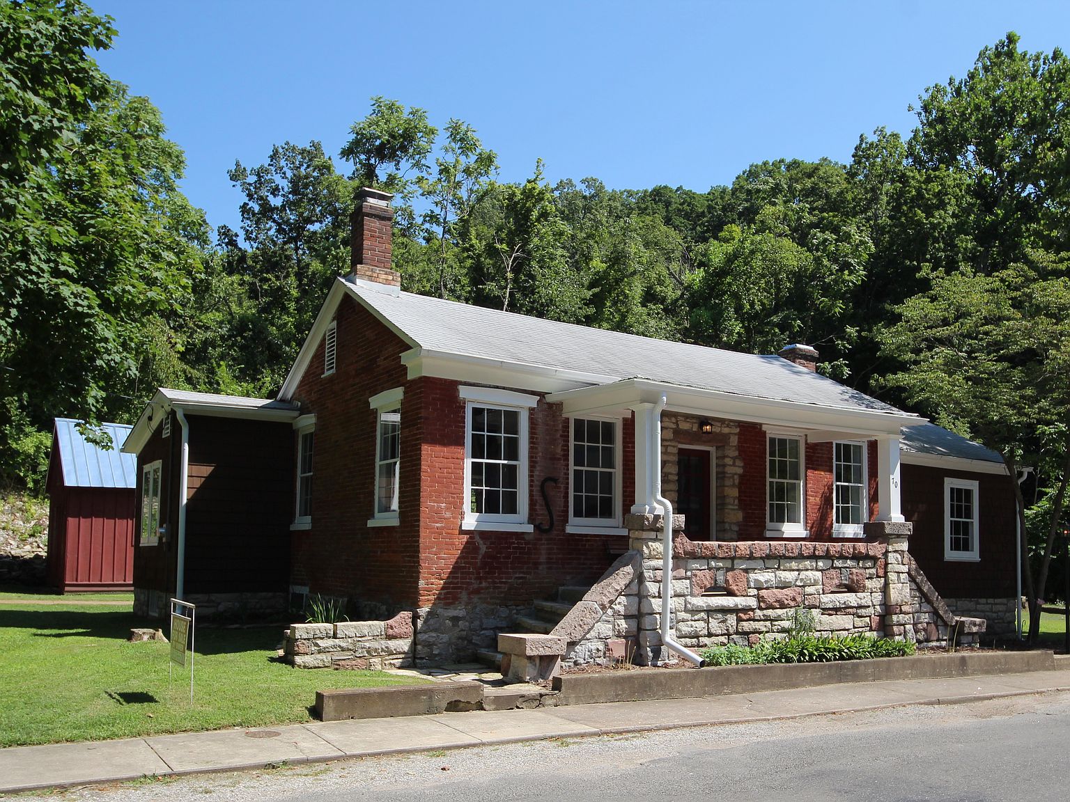 70 Mill St, Elsah, IL 62028 Zillow