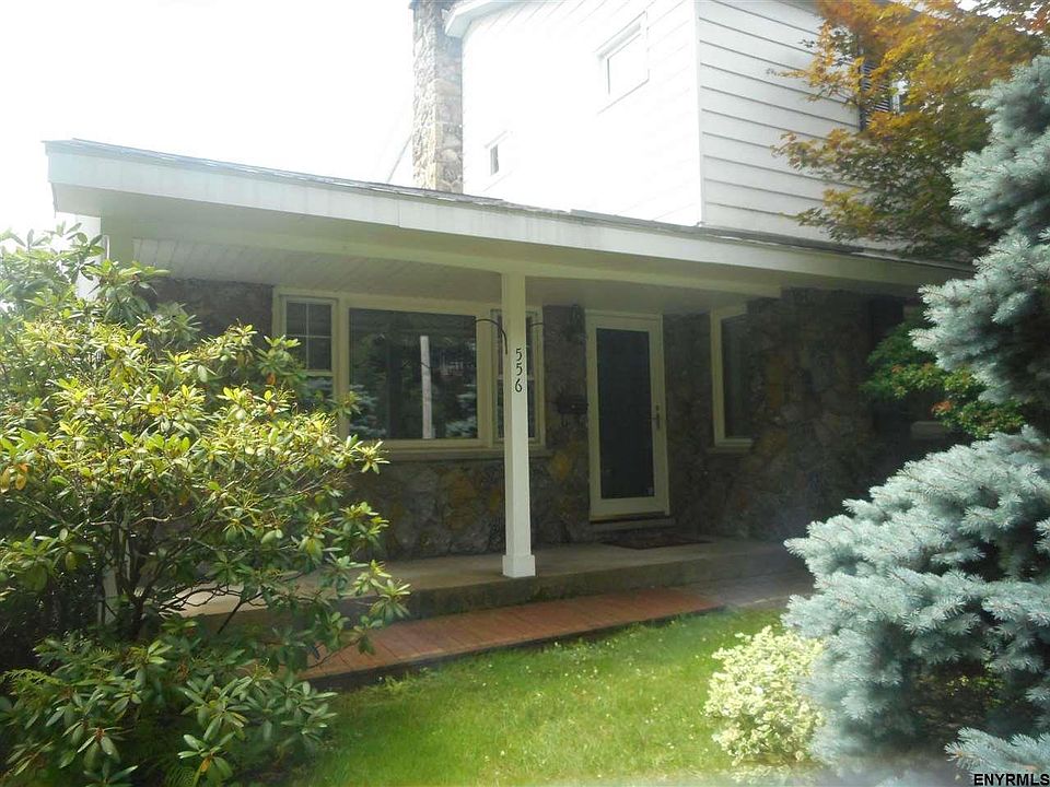 1st image of 556 Cortland St