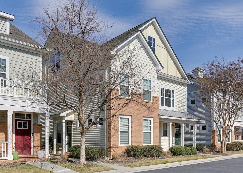 1st image of 4138 Seafarer Ave #1