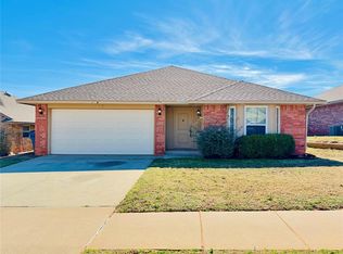 11136 NW 6th Ter, Yukon, OK 73099