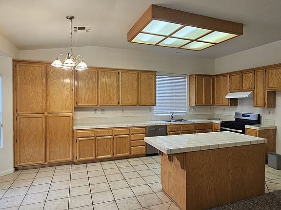 5th image of 8174 Wyndwillow Way