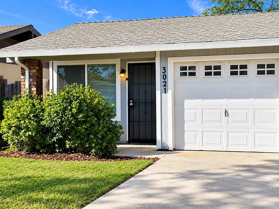 3023 Edison Ave