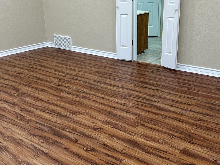 3714 Woodside Dr — Photo 9