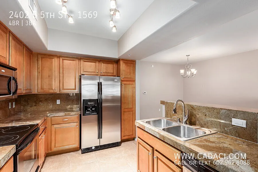 2402 E 5th St #1569