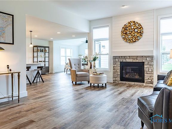 5th image of 15043 Hickory Creek Ct