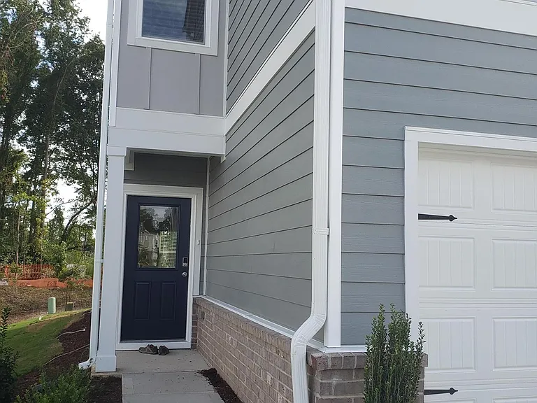 244 Brook Farm Ln — Photo 3