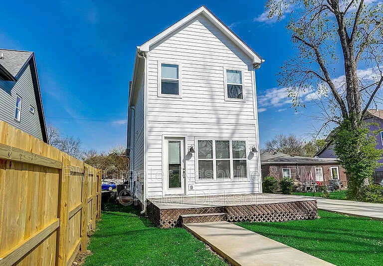 1113 Park St — Photo 9