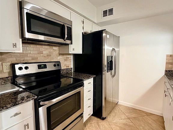 5th image of 4643 Wild Indigo St APT 399