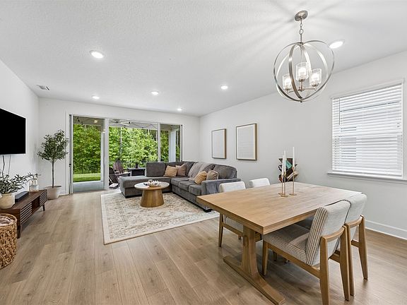 3rd image of 75540 Canterwood Dr