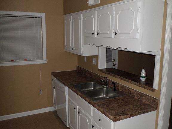 5th image of 5075 Boeingshire Dr