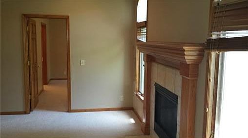 4th image of 22509 E 32nd Terrace Ct S