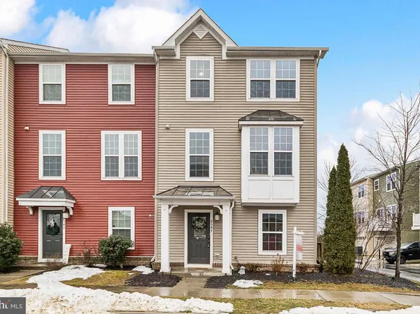 8547 Ross St, Bealeton, VA 22712