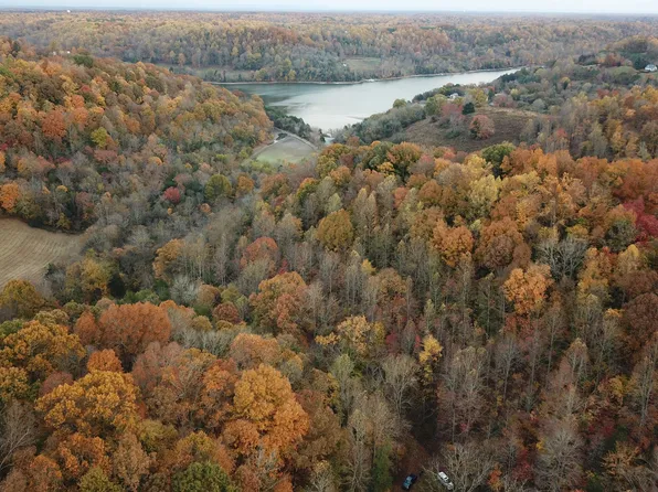 154 Plantation Dr, Manchester, TN 37355