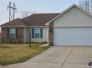 3876 Chancellor Dr, Greenwood, IN 46143