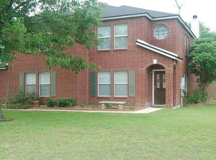 15255 Park Place Dr, Lytle, TX 78052