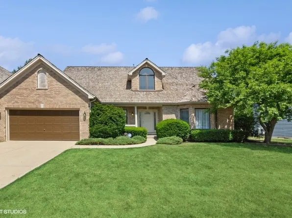 1247 Birchdale Ln, Aurora, IL 60504