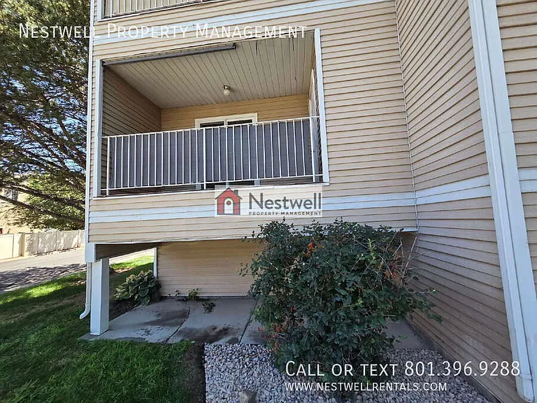830 E Gatewood Dr — Photo 19