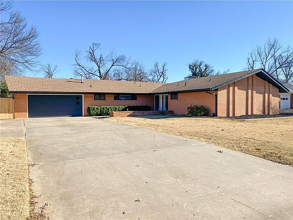 2nd image of 3116 Del View Dr