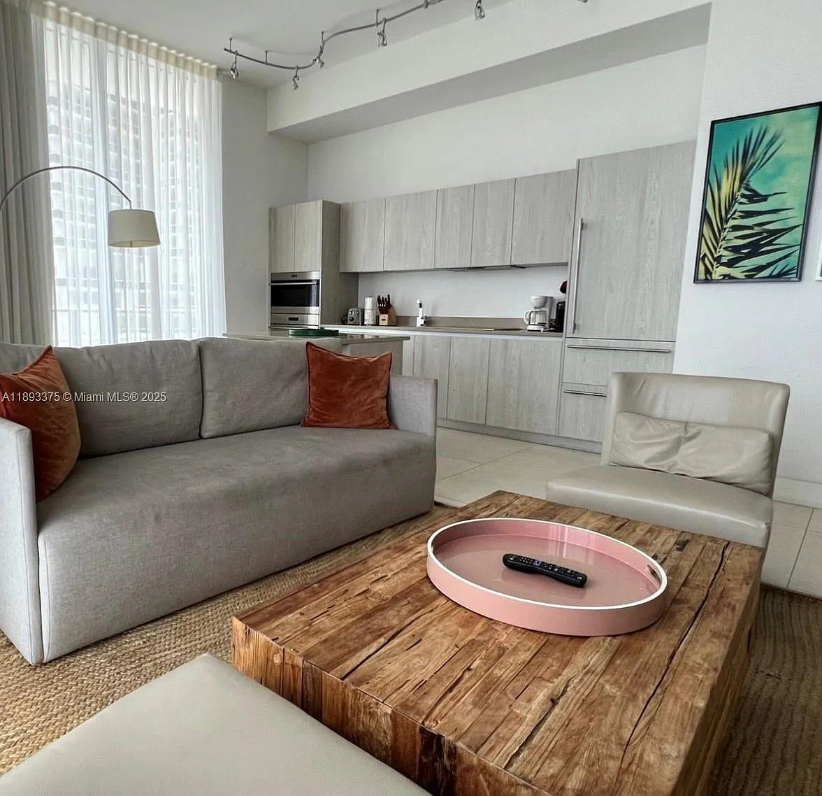 4111 South Ocean Drive Co — Photo 4