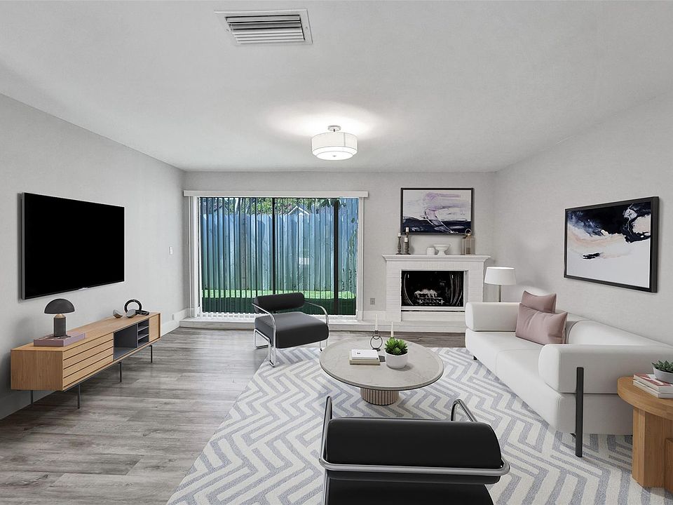 1st image of 12305 Paseo Way