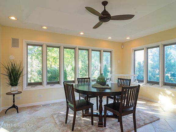 5th image of 1067 W Skylark Dr
