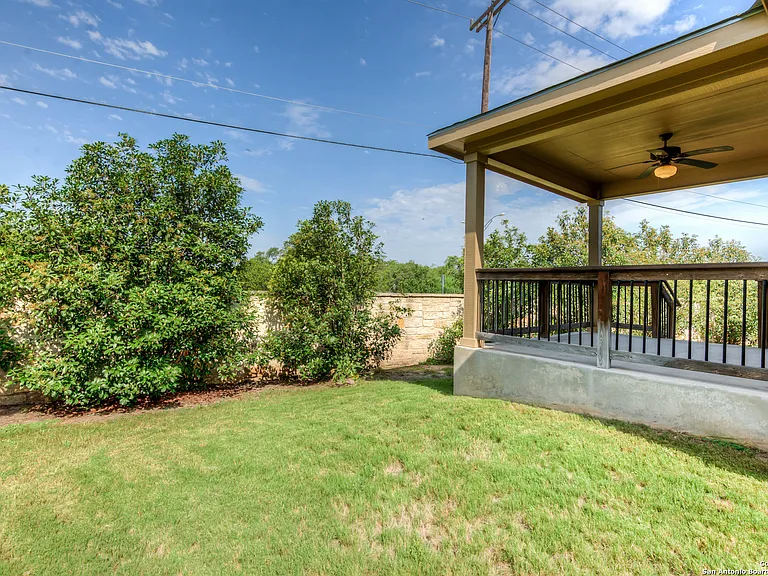 20207 Ashford Vis — Photo 21