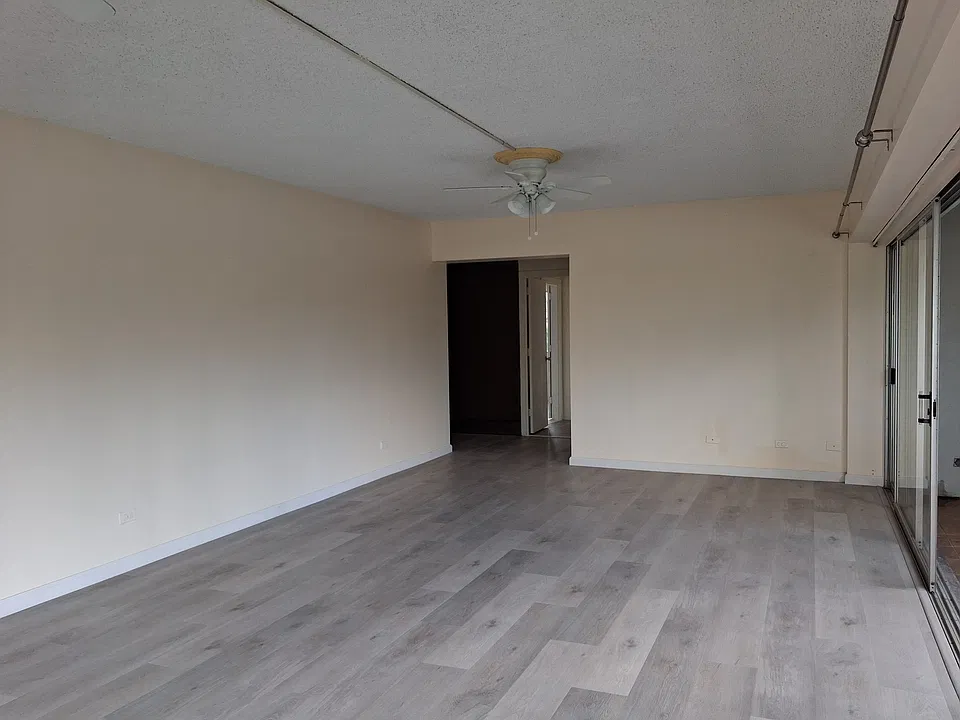 Living room full view 1