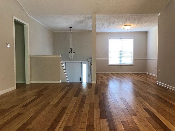5th image of 2605 Desiree Way