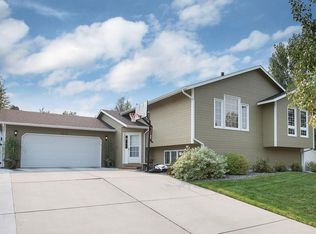 2215 Saint Andrews Dr, Billings, MT 59105