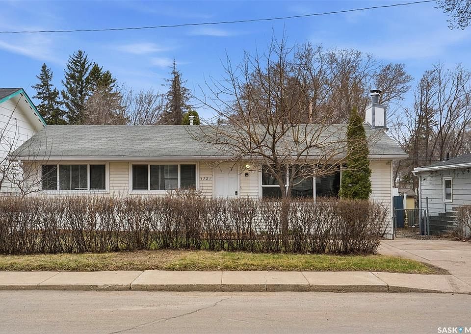 1st image of 1721 E AVENUE N