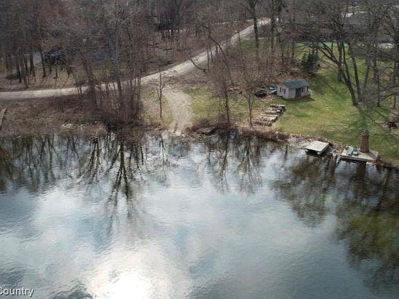 5th image of 2705 Melvin Rd
