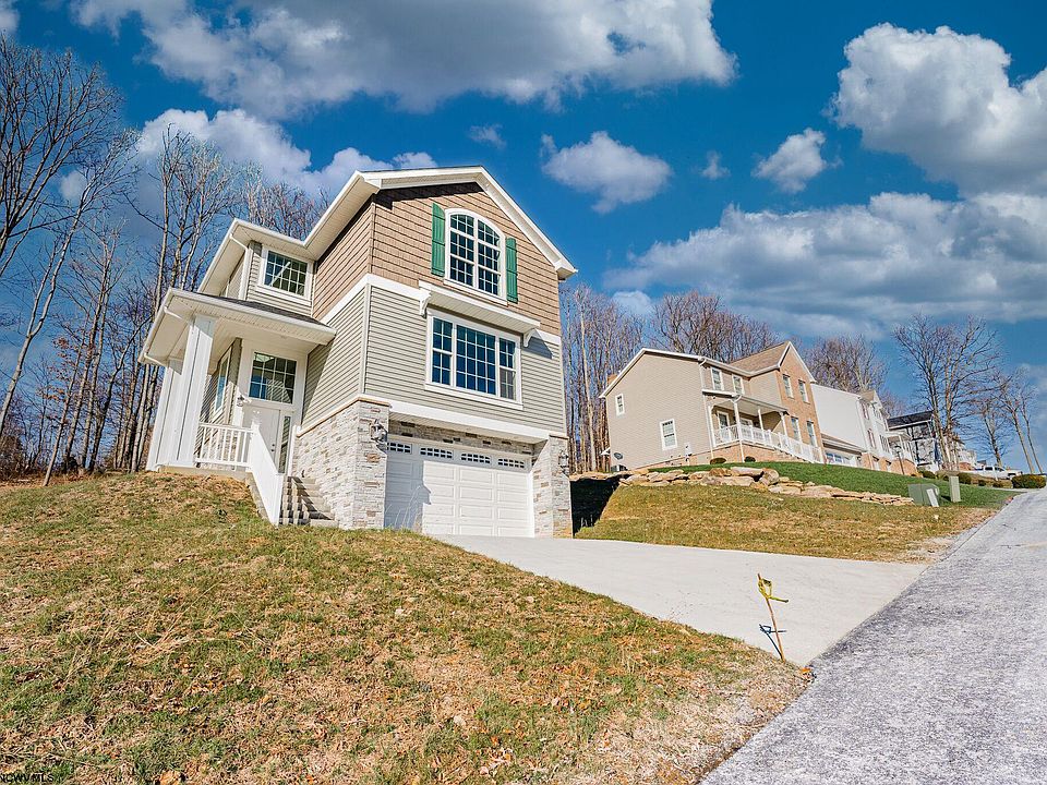 1st image of 118 Lockwood Dr