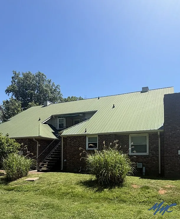 1 bed, 1.0 bath, 727 sqft, $1,125 — Photo 1