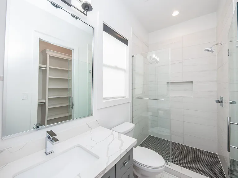 2501 Julian St — Photo 27