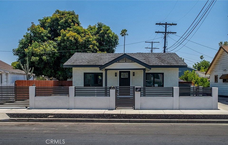 1st image of 3516 Montclair St