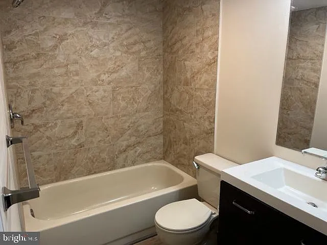 75 Kenwood Dr — Photo 24