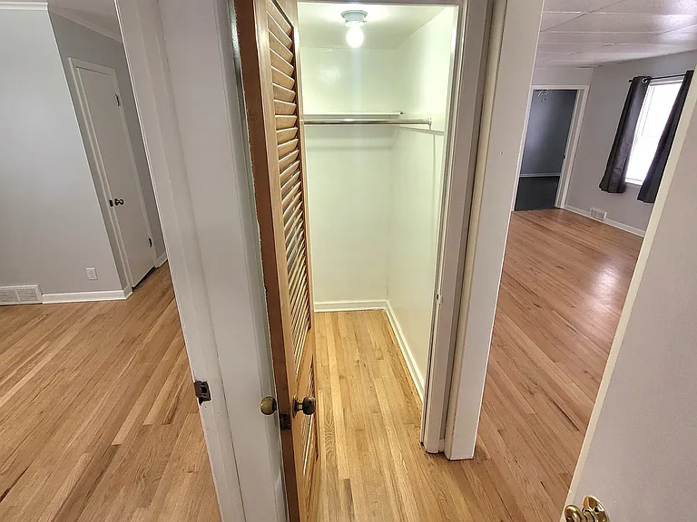 304 N 12th St #2 — Photo 6