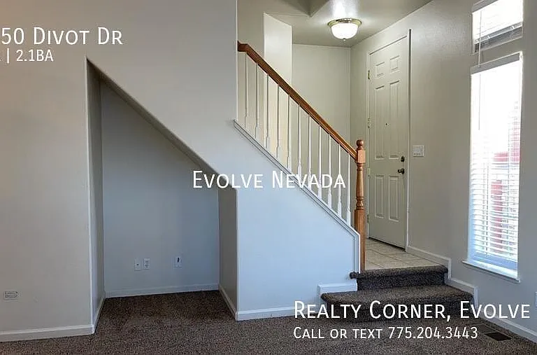 2150 Divot Dr — Photo 4