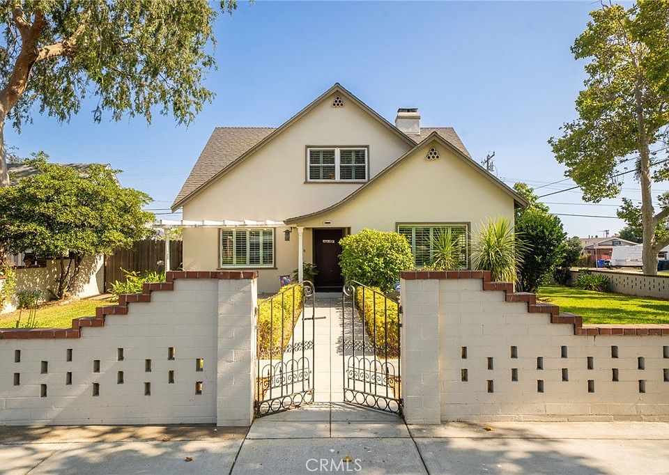 1st image of 859 W Berkeley Ct