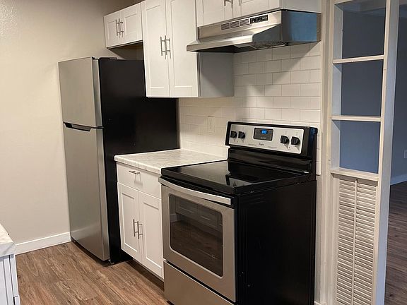 2nd image of 12517 47th Ave SW #3